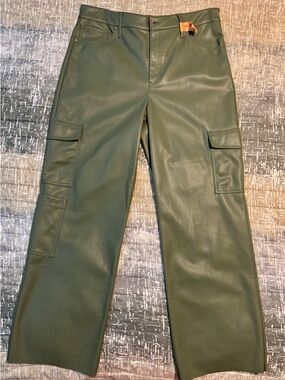 Express - NWOT-Women’s Olive Green Faux Leather Cargo Pants - Size 14 (Not Plus)